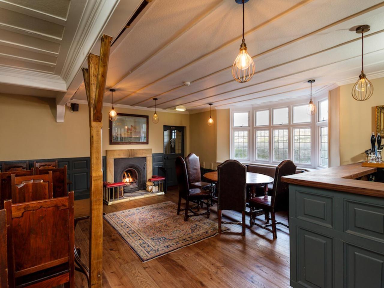 The Wheatsheaf At Beetham Hotell Sandside  Exteriör bild